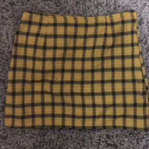 Plaid mini skirt
